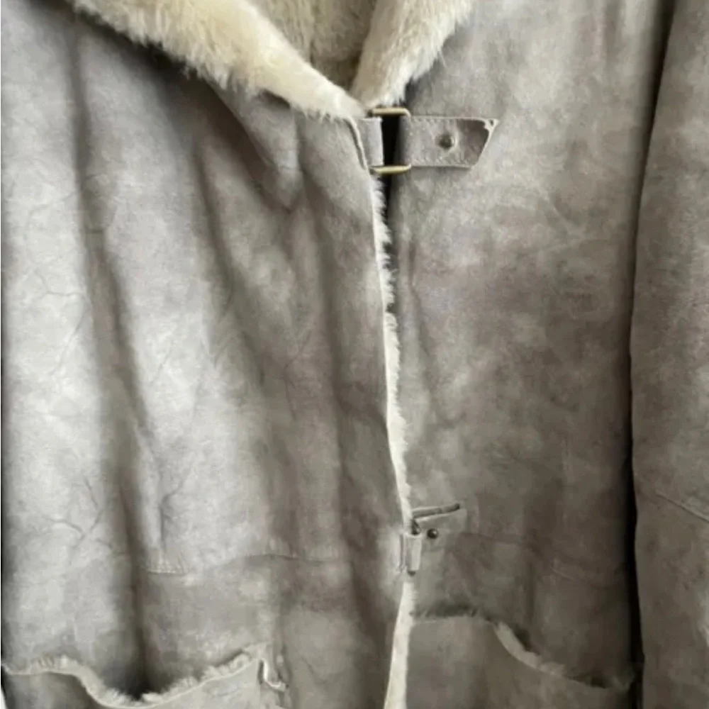 Newport News Genuine Leather Suede Coat with Acryllic lining XL - Picture 5 of 9